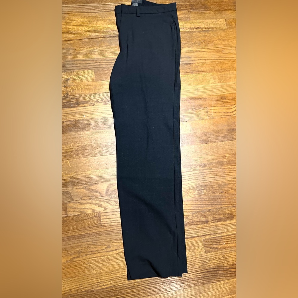 Men’s Banana Republic slacks 32/34 - dark gray or black not sure